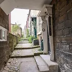 펜션 Delft
