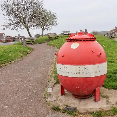 Delft Robin Hood's Bay